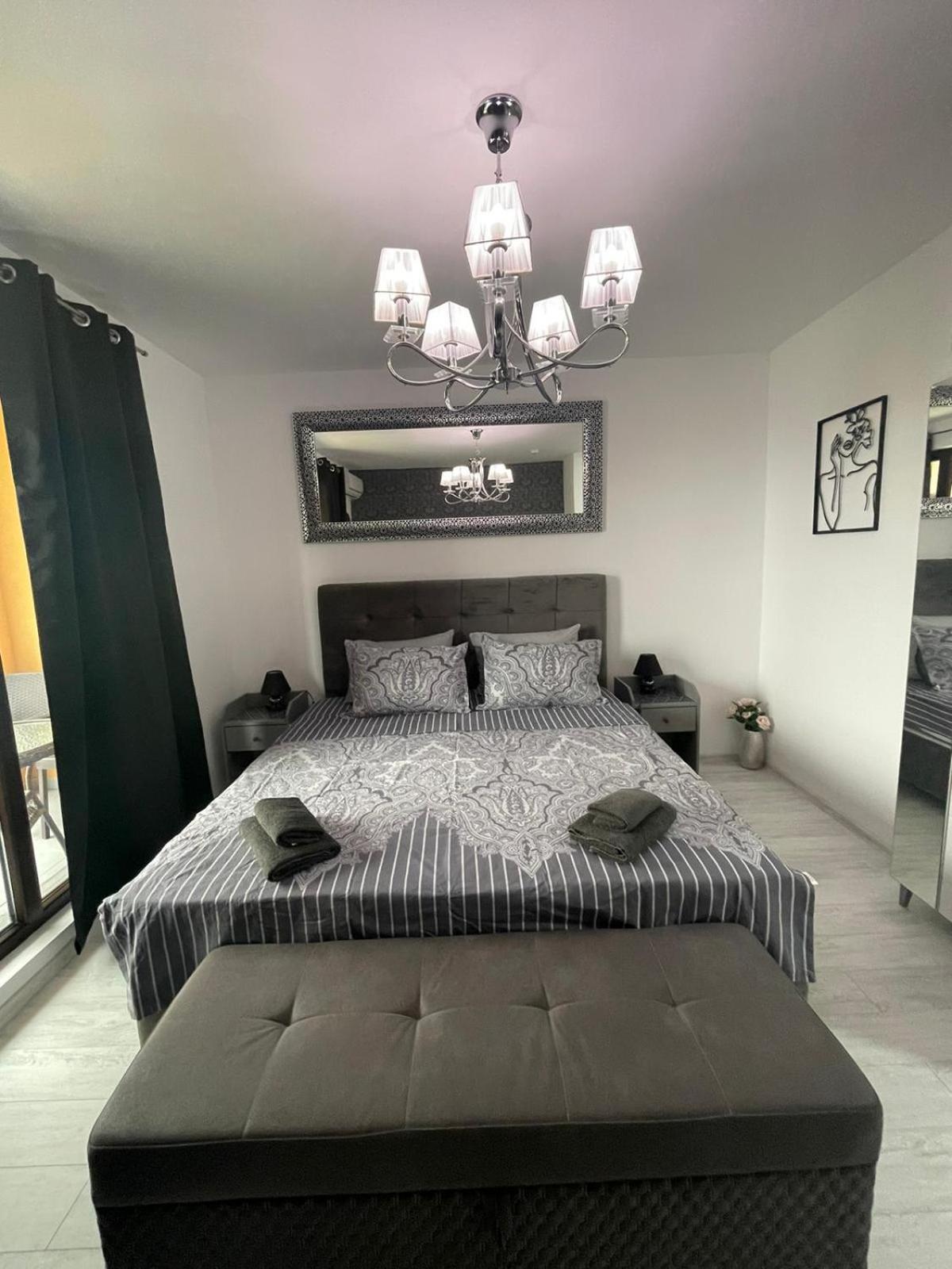 Apartament Astoria 5. K.k. Elenite *