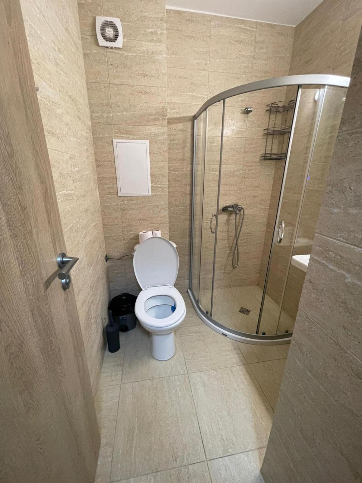 Apartament Astoria 5. K.k. Elenite *